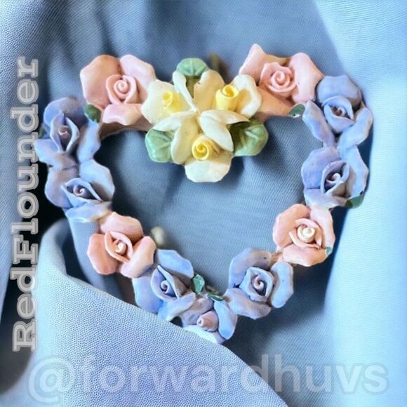 Floral Heart Shaped Brooch - Unique Hand Crafted Elegance - Picture 6 of 9